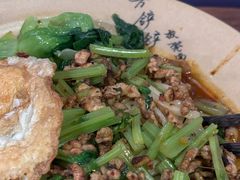 -方铲铲·成都板凳面(滨江银泰店)