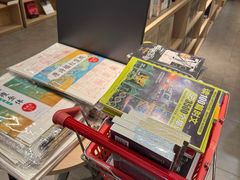 -新华书店(保利水城店)