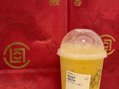 椰椰芒芒-喜茶(迪士尼小镇·平行宇宙店)