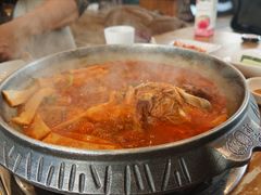 -喇喇排骨火锅·传统韩式脊骨汤(望京西园总店)