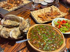 -蚝堡海鲜·威海菜·海肠捞饭·烧烤·亚洲吃蚝公司(幸福门店)