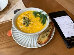 -Mark&Mars Restaurant