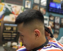 -巴伯尔男士理发馆