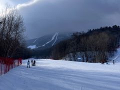 -亚布力新体委滑雪场