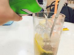 咸柠七-老字号蛇口德记烧腊饭店·海鲜加工