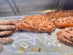 -HOT CRUSH趁热集合·现烤面包(环球港店)