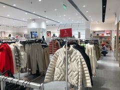 -hotwind热风(中贸广场店)