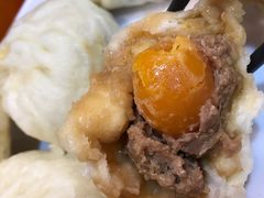 咸蛋黄超人包-老陶包子铺(南大西南村店)