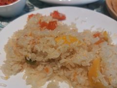 新疆素抓饭-巴扎美食·新疆菜·西域歌舞表演餐厅(新疆大厦店)