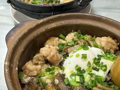 -容里煲仔饭(利丰北路店)
