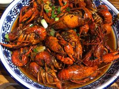 -琥珀老六龙虾(四里河店)