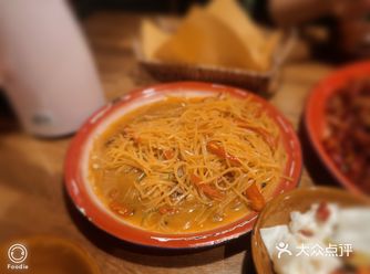 被老公拉过来体验的，他说这里是他们同事聚餐的第一人选