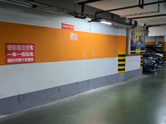 -观前公园人防停车场