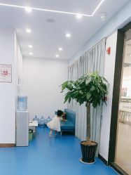 -蕾特恩专业祛痘.面部皮肤管理