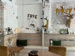-鹿萤季·营地小馆(皇后公园店)