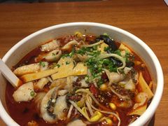 -渝是乎酸菜鱼(龙旗购物中心店)