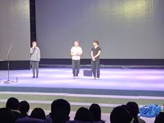 -星尘艺术空间