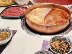-牛村来人潮汕牛肉火锅(西单店)