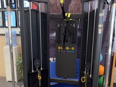 -思迈威健身(积玉桥万达店)