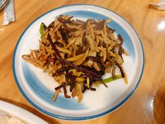-小厨子私房菜·云南美食店