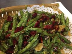 -东北农家院·铁锅炖(莘庄店)