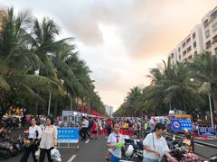 -海大南门夜市(海富街店)