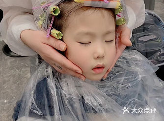 秋冬季节发型设计 蛋蛋卷 可爱到你们了没有