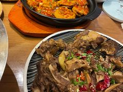 -有红鸡毛店·川菜(建设路店)