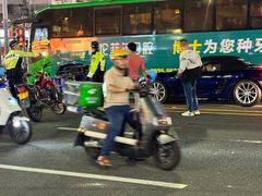 -让鸭脑壳飞(龙华店)