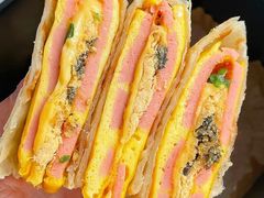 -乐刻运动健身(蓝润摩里中心店)