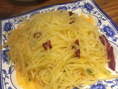 酸辣土豆丝-东北人家铁锅炖(鞍山路店)