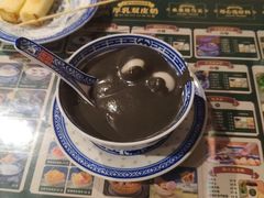 -广信牛奶甜品世家(台东店)