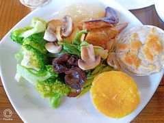 -百荷园蔬食自助餐厅(德辉广场店)