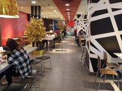 大堂-麦当劳(龙之梦购物中心店)