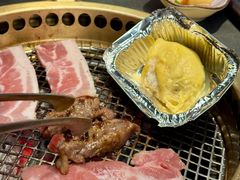 -铭牛烧肉·和牛海鲜自助(高新月牙湖店)