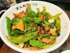 -富正毅三下锅·湘西韵味(天门山索道店)