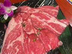 -喜牛烧肉酒场·黑金店(威高广场店)