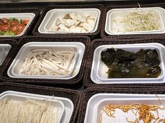 -尚品海鲜肥牛自助火锅(湖明店)