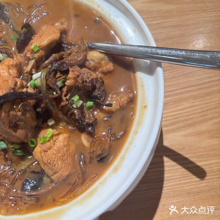 在广东的东北菜都变得小而精致了