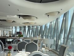 -广州塔卢特斯法国旋转餐厅
