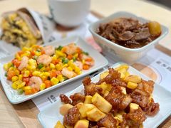 -老乡鸡(上海白玉兰广场店)