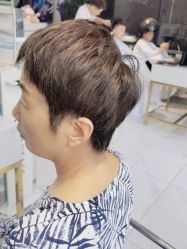 -EMILY 艾米莉 烫染沙龙