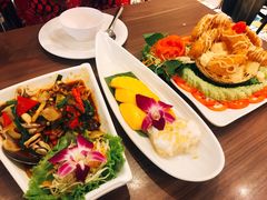 -The Dishes Seafood & Restaurant