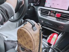 -LV路易威登(杭州万象城店)