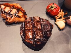 -恰餐厅及酒吧 CHAR Bar & Grill (北京丽都皇冠假日店)