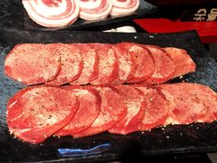 -鑫釜山海鲜烧烤(鑫丰国际店)