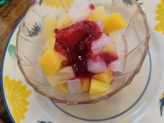 混合水果配树莓果酱-萨莉亚意式餐厅(金隅嘉品mall店)