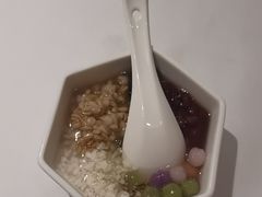 -江城小馆陕南妈妈菜·全球旅行餐厅(钟楼店)