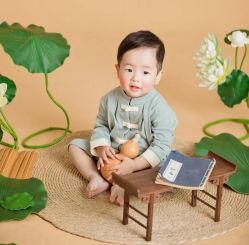 -皇家爱婴高端儿童摄影(苹果园店)