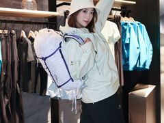 -王府井奥莱临潼小镇(临潼店)
